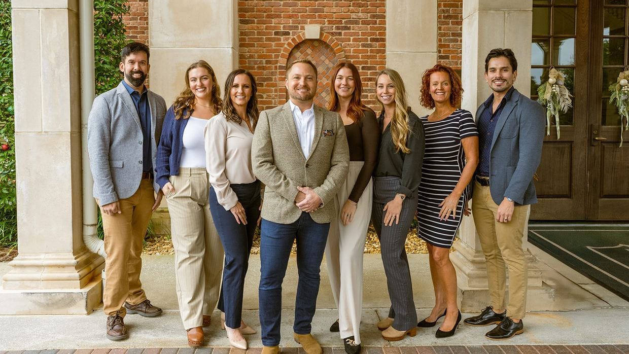 Meet Our Team Img